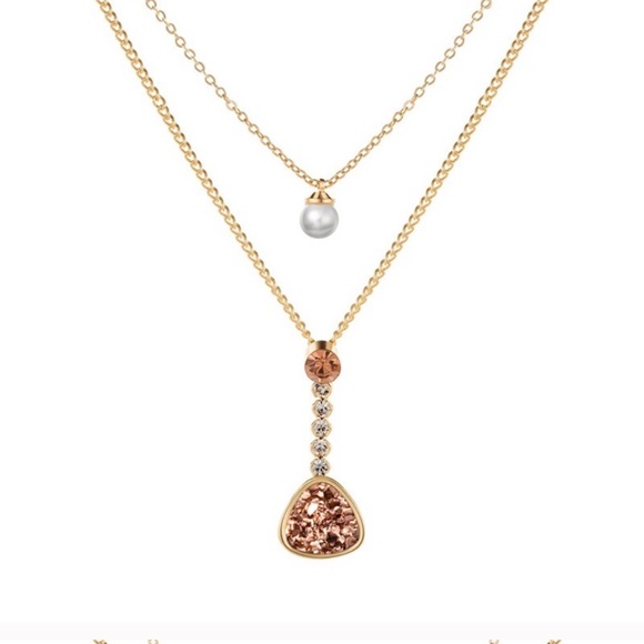 Boutique Jewelry - 🆕 Layered Druzy Pearl Necklace